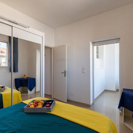 Celebre Vieux Port, Marseille Apartamento Exterior foto