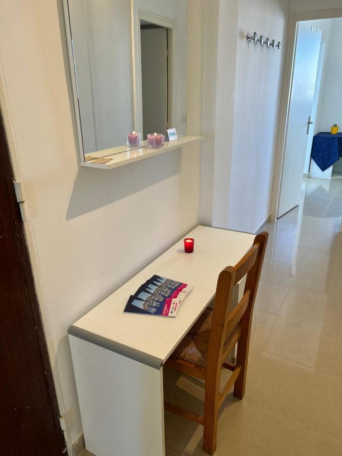 Celebre Vieux Port, Marseille Apartamento Exterior foto