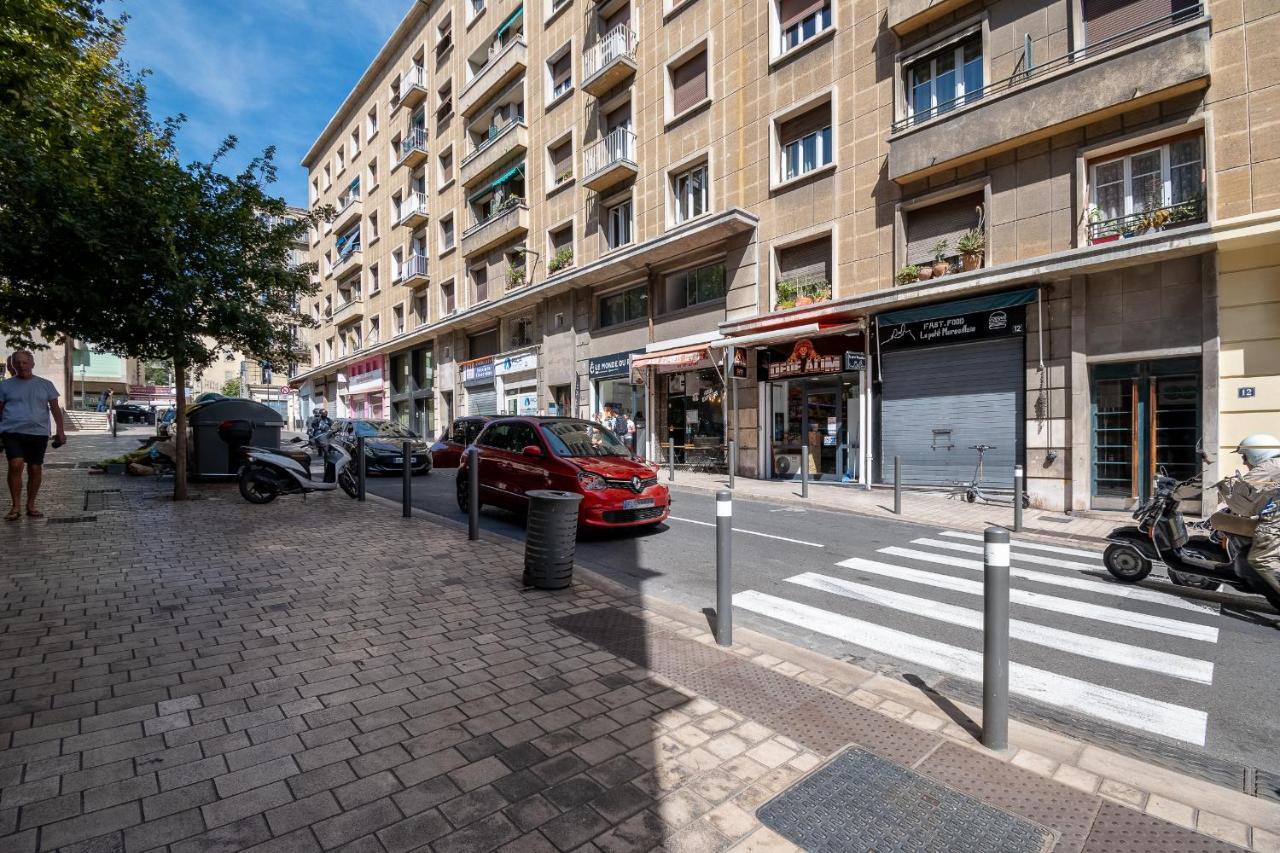 Celebre Vieux Port, Marseille Apartamento Exterior foto